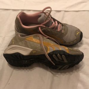 Women Puma Sport Shoes